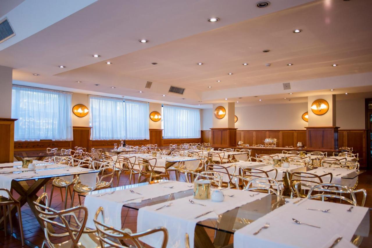 Hostellerie Du Cheval Blanc Αόστα Εξωτερικό φωτογραφία