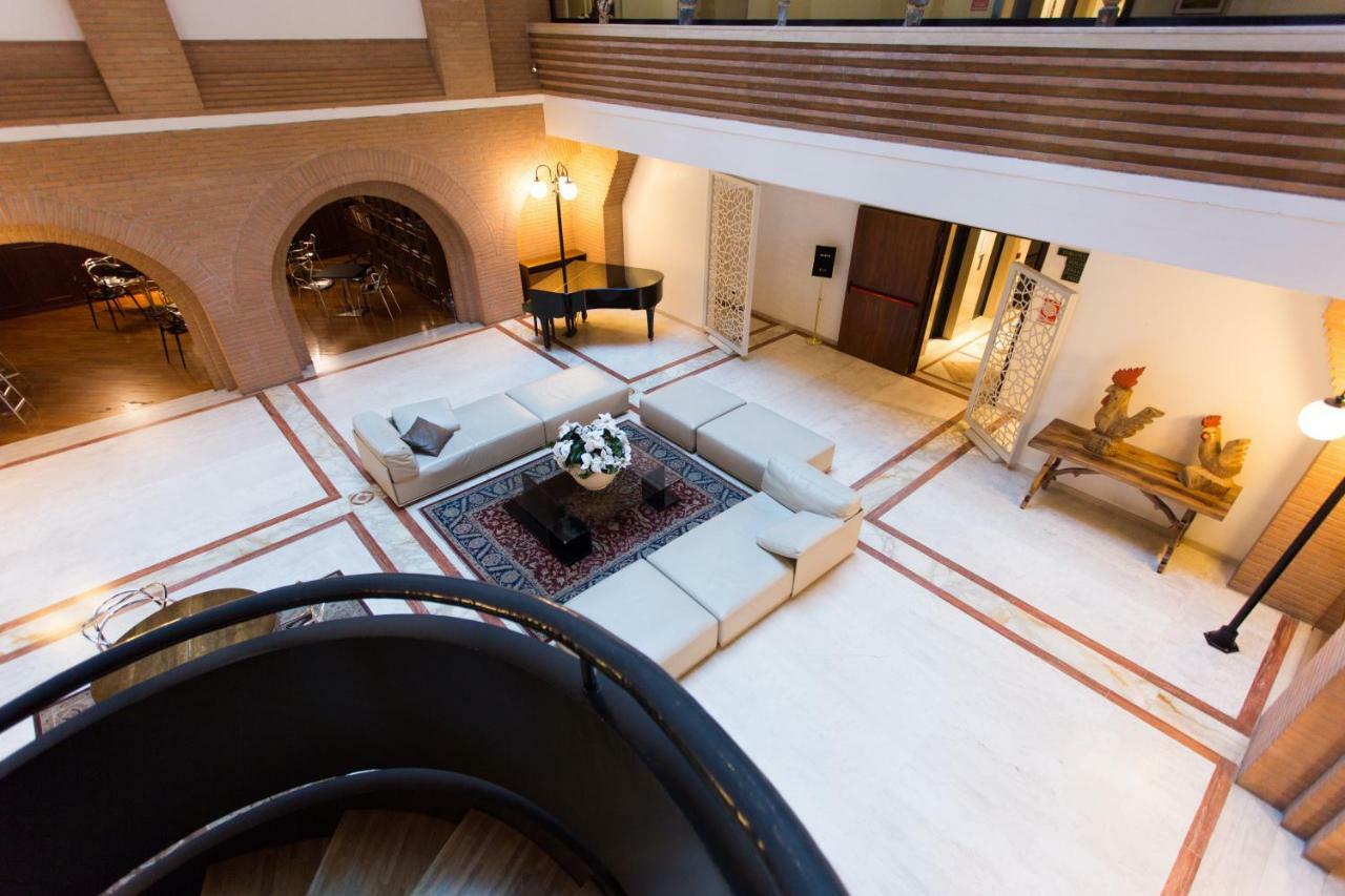 Hostellerie Du Cheval Blanc Αόστα Εξωτερικό φωτογραφία
